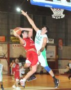Regatas Resistencia deber� ganar en S�enz Pe�a para seguir con chances de alcanzar el ascenso.