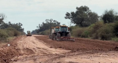 El Gobierno provincial comenzó con los trabajos de la ruta Miraflores– Las Hacheras