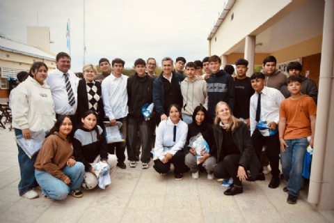El Gobierno provincial inauguró el nuevo edificio escolar de Campo Bedogni