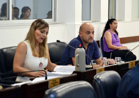 Concejales denuncian que la intendencia quiere facultades "para conceder jubilaciones de privilegio"