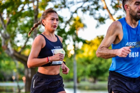 La historia de Joana Navarrete, de raíces chaqueñas: pasión por correr, enseñar y superarse