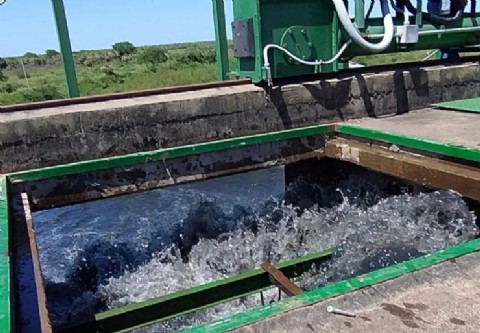 La Administración Provincial del Agua inició un bombeo preventivo en el Área Metropolitana