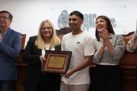 El Poder Legislativo entregó el premio anual a los Jóvenes Destacados del Chaco