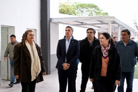 El Gobierno provincial constató el avance de obras en la Escuela Secundaria 27 de Avia Terai