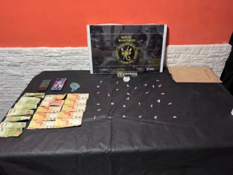 Secuestraron cocaína y detuvieron a una mujer tras un allanamiento en Fontana