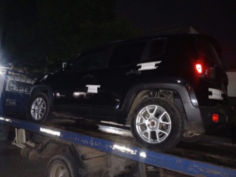 Secuestraron cocaína, un adaptador para arma de fuego, efectivo y una camioneta en Resistencia