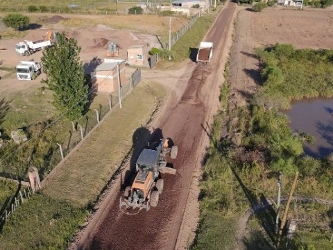 El municipio de Presidencia de la Plaza concluyó la obra de enripiado en calle Sarmiento