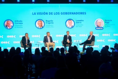 Zdero expuso en el panel "La visión de los gobernadores" del Coloquio IDEA