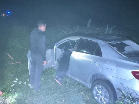 Un auto despistó en la Ruta 11, a la altura de Basail