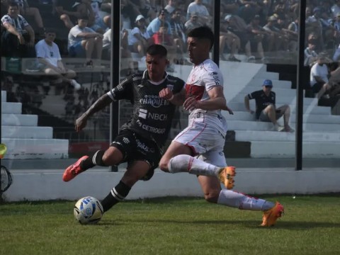 For Ever igualó con Morón y selló su clasificación al Reducido