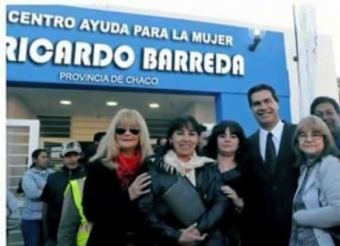 Homenaje en vida al odontólogo  Barreda en Chaco