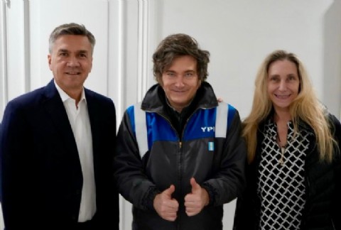 El gobernador Zdero se reunió con el presidente Milei