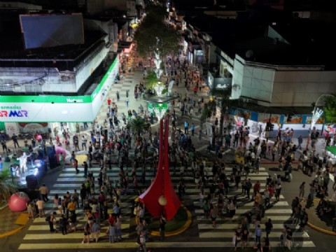 La Cámara de Comercio destacó el “éxito” de la “Noche de las Peatonales” en Resistencia