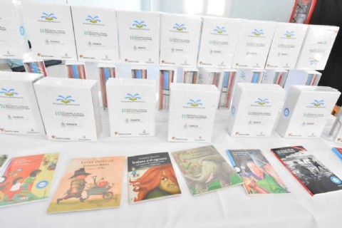 Educación distribuirá 5.000 libros literarios a bibliotecas