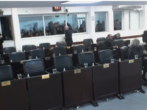 La interpelación a la ministra de Educación cayó por falta de quórum