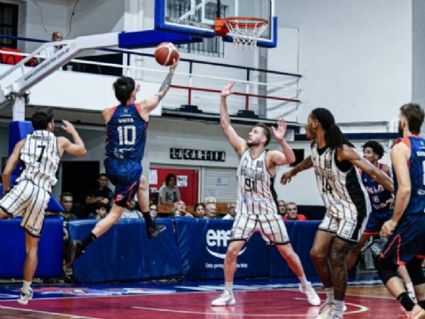 Villa San Martín lo supo cerrar en casa y se acomodó en la fase regular