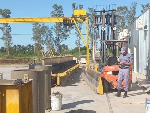 Un obrero murió tras un accidente en una empresa constructora en Fontana