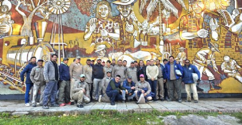 Colonia Elisa entregó nueva indumentaria y destacó el compromiso con los trabajadores municipales