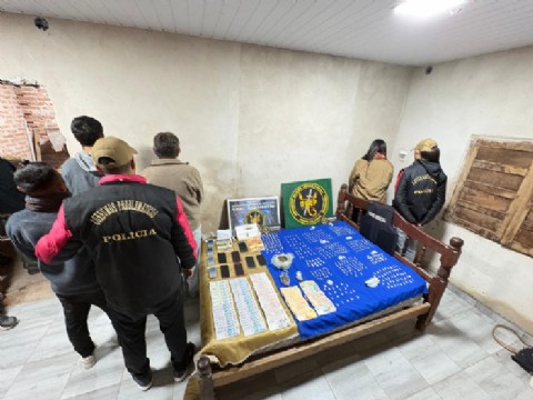 Secuestraron cocaína, marihuana, vehículos y más de 800 mil pesos en Tres Isletas