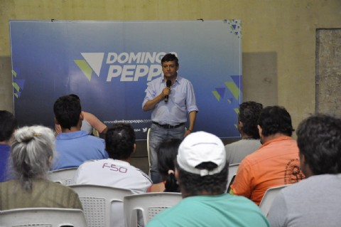 Peppo plantea "el primer empleo como una de las metas" en su proyecto a gobernador 2015