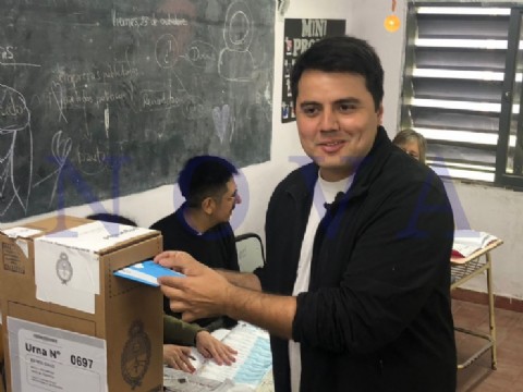 VIDEO | #Elecciones2025: Juan Cruz Godoy votó y señaló que “estamos definiendo el futuro del país"