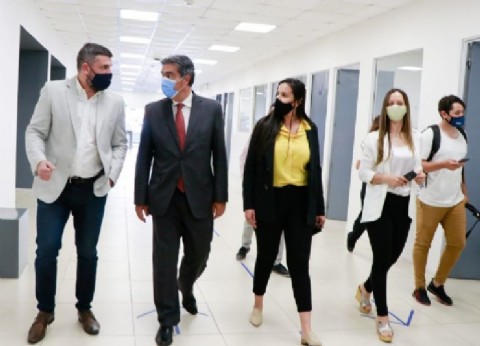 El gobernador recorrerá las instalaciones de la empresa Konecta Argentina este martes