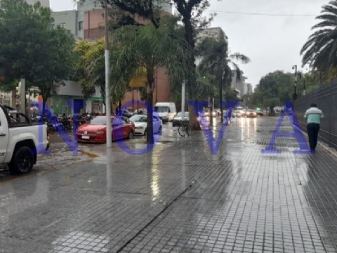 Rige un alerta por tormentas fuertes para cinco departamentos de la provincia