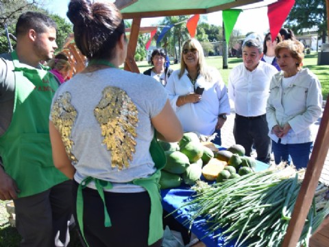 Nueva feria de pequeños productores en el Domo del Centenario de Resistencia