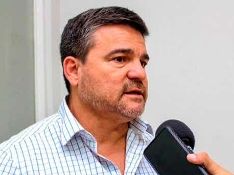 Meneses categórico: “Nadie quedará sin atención en el Insssep”