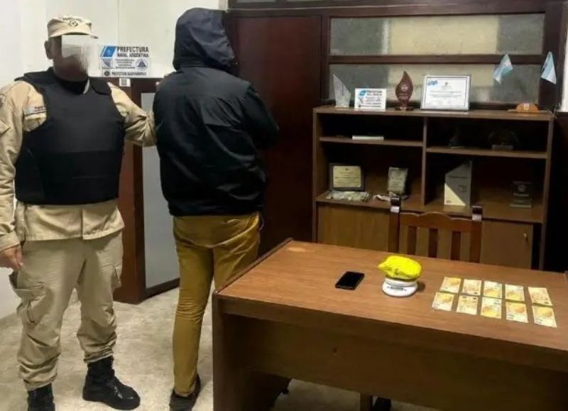 Detuvieron a un hombre que viajaba en un auto de aplicación con un paquete de cocaína en Resistencia