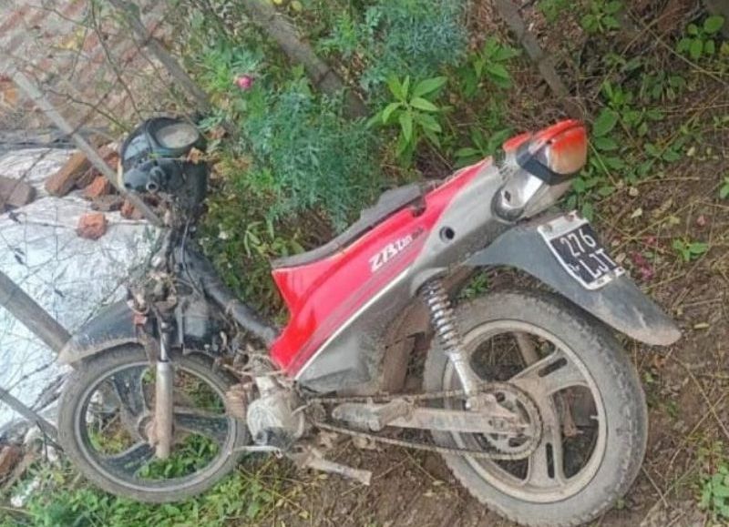Recuperaron una motocicleta robada que había sido abandonada en Quitilipi