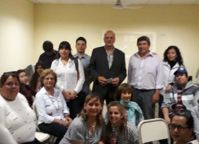 Giuggia presenció actividad de la EFP "Zoilo Bonfanti" y destacó la oferta educativa