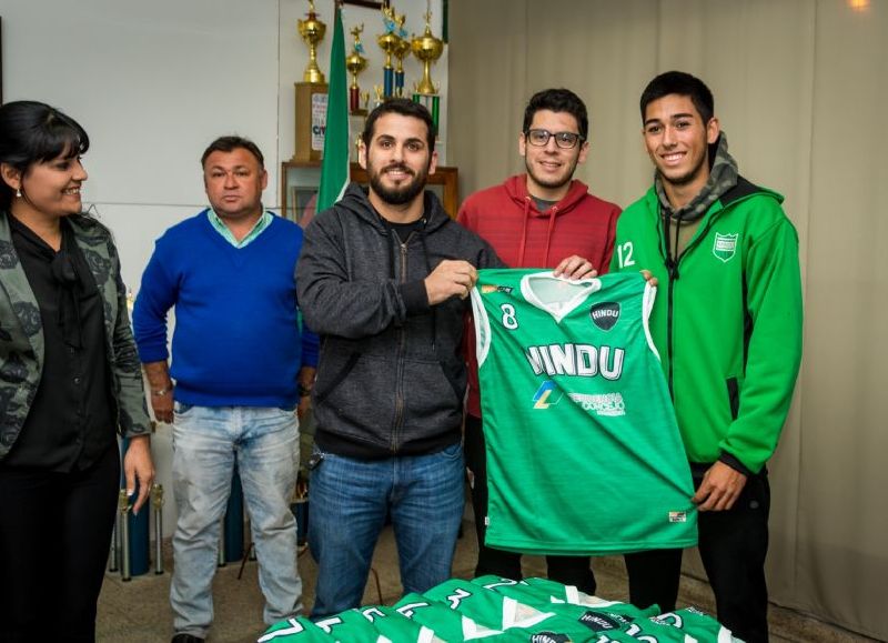 remeras de voley masculino