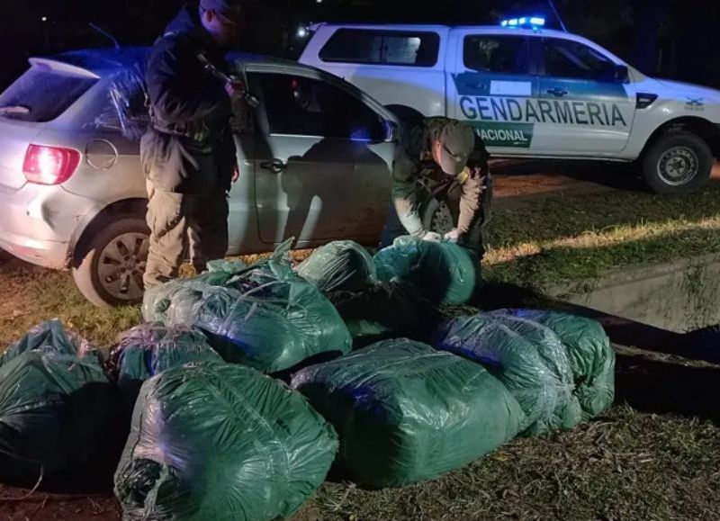 Confirmaron el procesamiento de un gendarme por facilitar el traslado de más de 137 kilos de droga