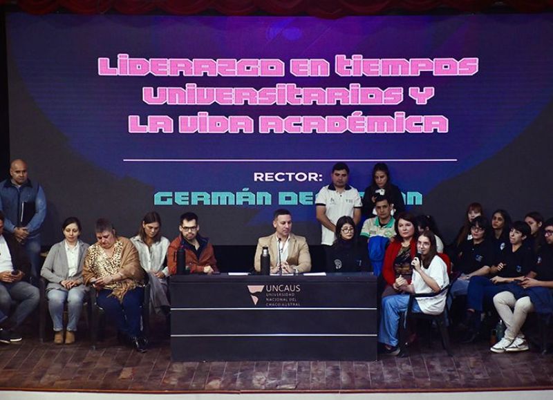 La UNCAus realizó la Jornada de Ambientación Universitaria “Explorá, descubrí, crecé”