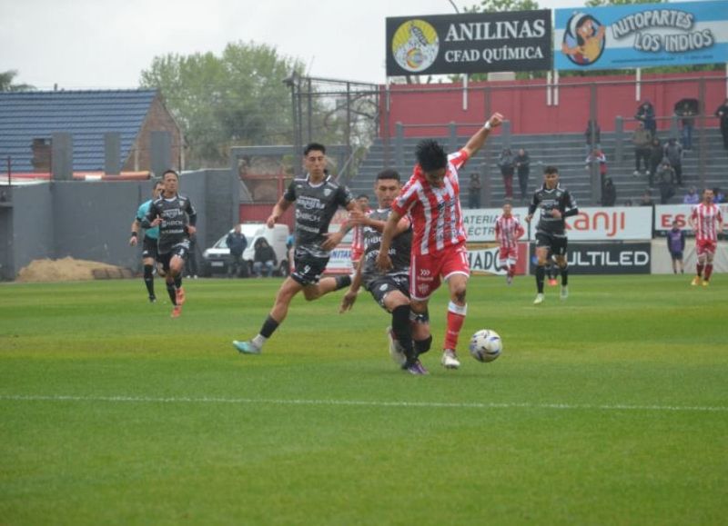 Chaco For Ever y una derrota impensada ante el descendido Talleres de Remedios de Escalada