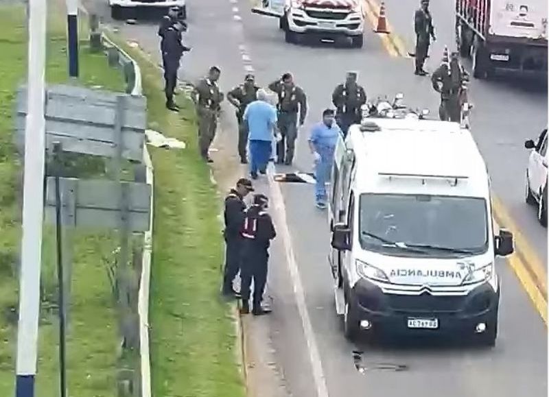 Un siniestro vial con víctima fatal produjo serias demoras en el Puente "General Belgrano"