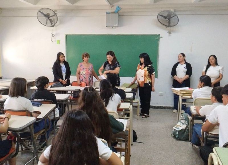 Educación tomó exámenes de ingreso a primer año, en cinco escuelas secundarias con alta demanda de vacantes