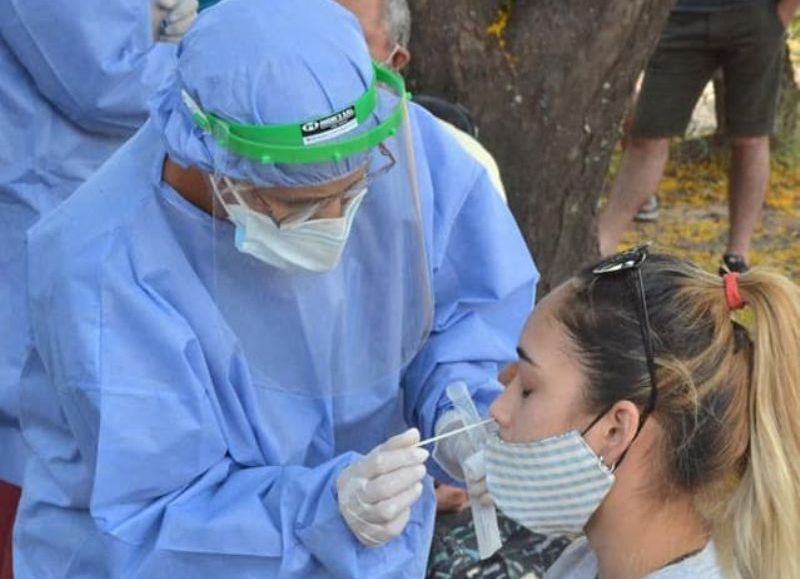 Falleció de Covid una mujer de Las Garcitas; 298 los últimos contagiados