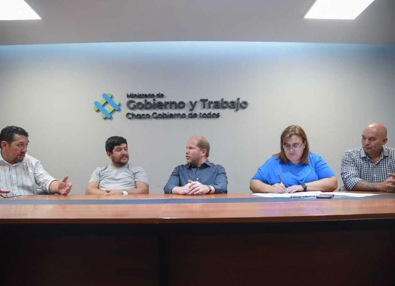 El Gobierno provincial y CGT firmaron un convenio de capacitación para la Policía del Trabajo