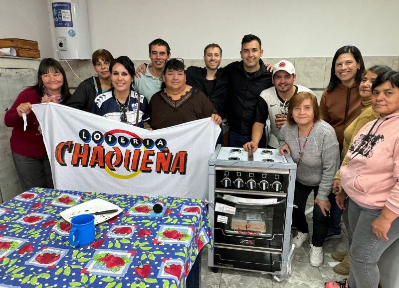 Lotería Chaqueña entregó una cocina y coordinó proyectos con el club Villa Elena de La Verde