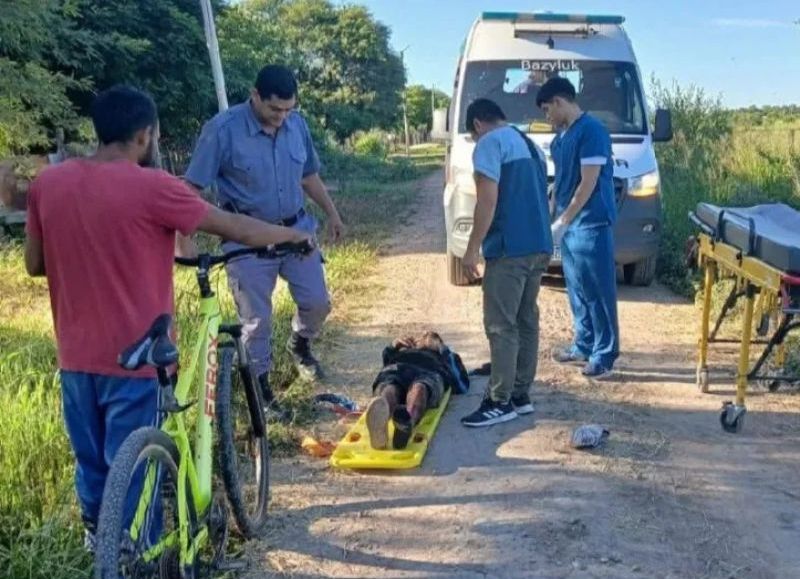 Un hombre alcoholizado cayó de su bicicleta y sufrió dos fracturas en Hermoso Campo