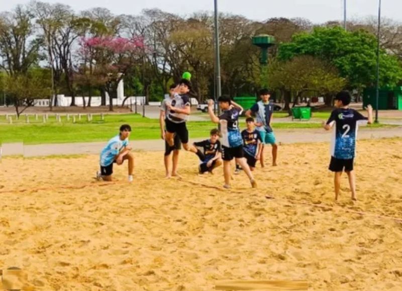 La Asociación Chaqueña realizará el Torneo Provincial de Beach Handball