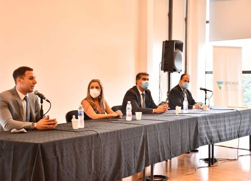 La UNCAus firmó un convenio con el Ministerio de Seguridad de la Nación