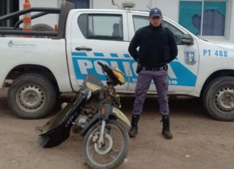 Pampa del Indio: efectivos policiales recuperaron una motocicleta robada