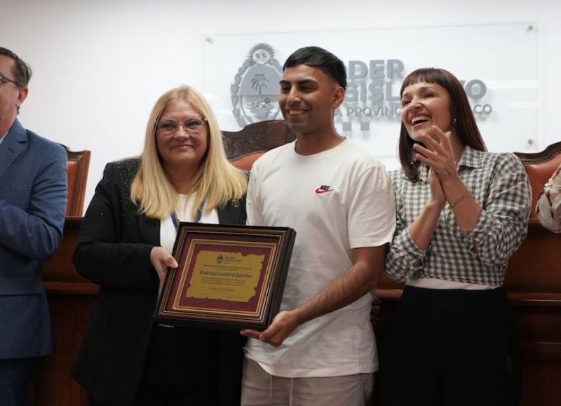El Poder Legislativo entregó el premio anual a los Jóvenes Destacados del Chaco