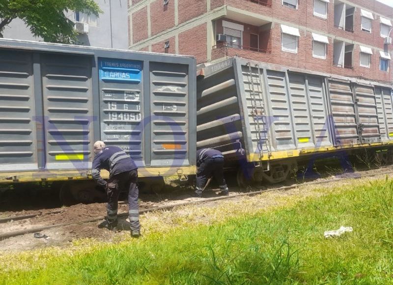Un tren descarriló y generó caos en el tránsito en pleno centro de Resistencia