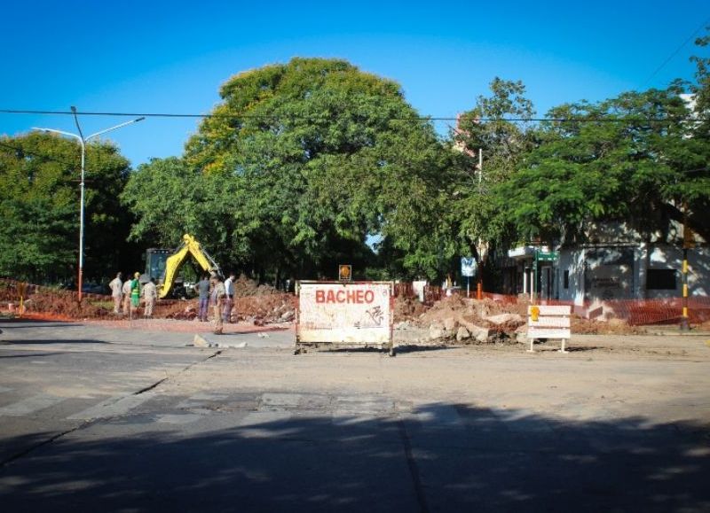 Sameep trabaja en la reparación de cañerías en la zona de la laguna Argüello