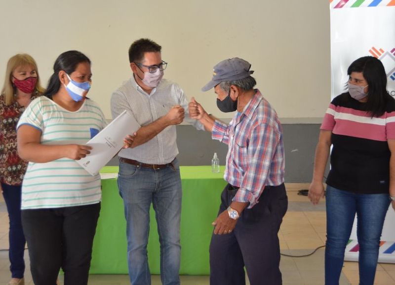 El intendente le expresó a los vecinos la renovación de las comisiones vecinales