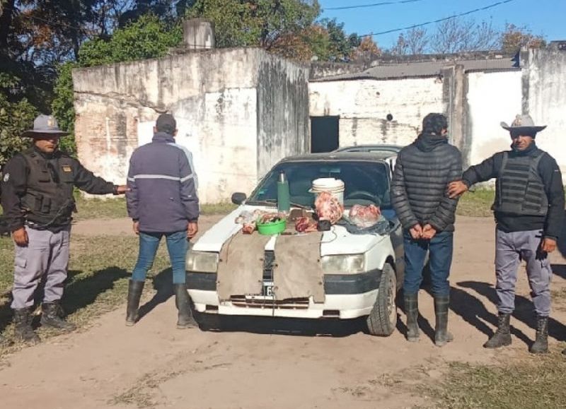 Detuvieron a un padre y su hijo con carne vacuna ajena en General San Martín